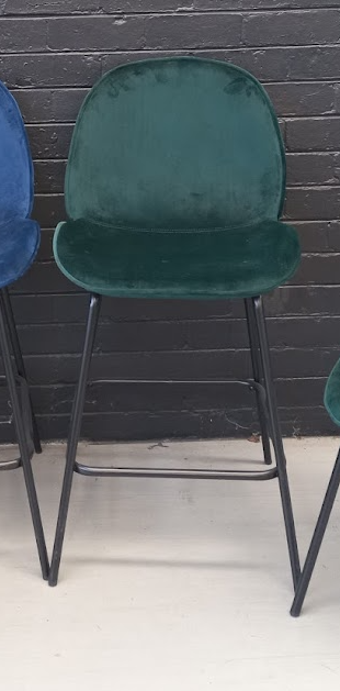 UL Belle Counter Stool – Emerald Green Velvet